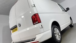 2023 (23) VOLKSWAGEN COMMERCIAL TRANSPORTER 2.0 TDI 150 Highline Van 5040996