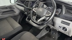 2023 (23) VOLKSWAGEN COMMERCIAL TRANSPORTER 2.0 TDI 150 Highline Van 5040977
