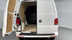 2023 (23) VOLKSWAGEN COMMERCIAL TRANSPORTER 2.0 TDI 150 Highline Van 5040981