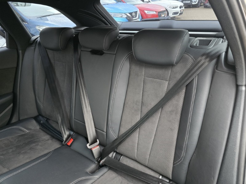 2019 (69) AUDI A4 35 TFSI S Line 5dr 5031319