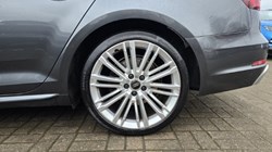 2019 (69) AUDI A4 35 TFSI S Line 5dr 5031310