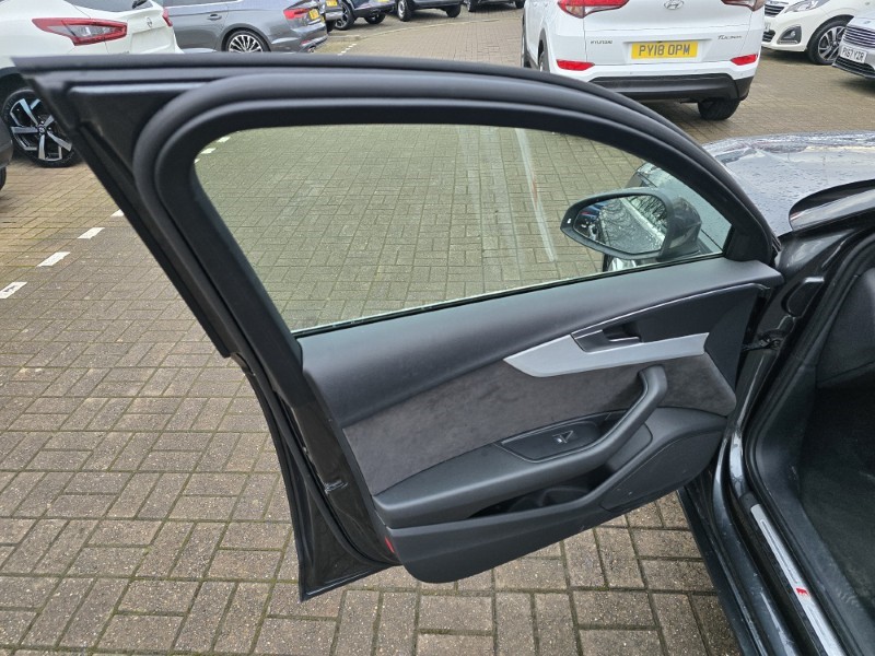2019 (69) AUDI A4 35 TFSI S Line 5dr 5031320