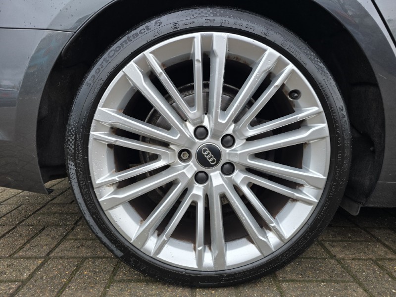 2019 (69) AUDI A4 35 TFSI S Line 5dr 5031293