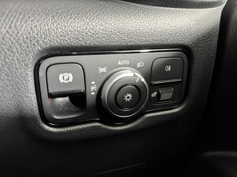 2024 (74) MERCEDES-BENZ COMMERCIAL VITO 119CDI Select Crew Van 9G-Tronic 5030028