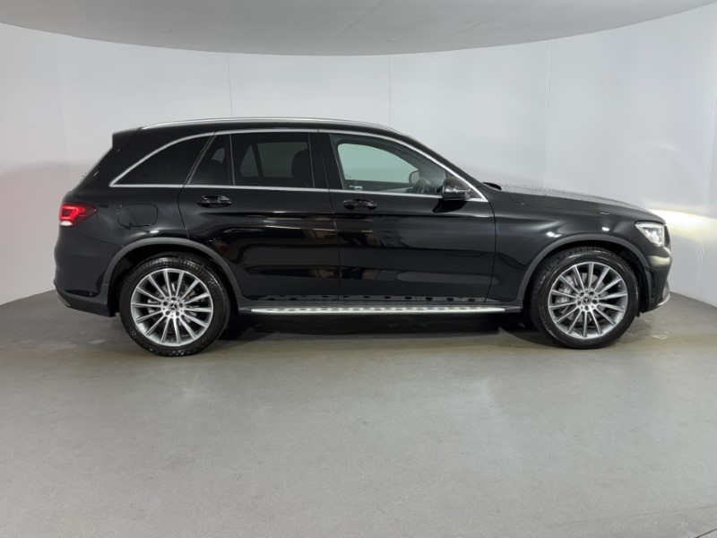 2021 (21) MERCEDES-BENZ GLC 220d 4Matic AMG Line Premium 5dr 9G-Tronic 5047784
