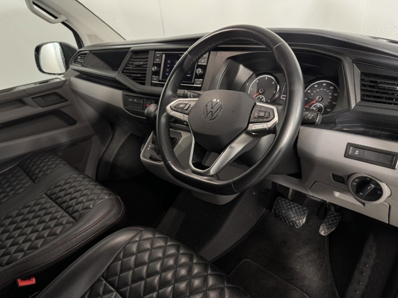 2023 (23) VOLKSWAGEN COMMERCIAL TRANSPORTER 2.0 TDI 150 Highline Van DSG 5035178