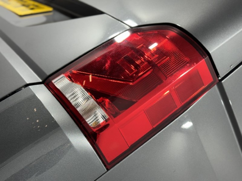 2023 (23) VOLKSWAGEN COMMERCIAL TRANSPORTER 2.0 TDI 150 Highline Van DSG 5035190