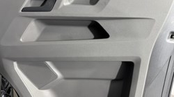 2023 (23) VOLKSWAGEN COMMERCIAL TRANSPORTER 2.0 TDI 150 Highline Van DSG 5035185