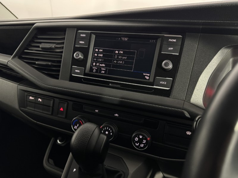 2023 (23) VOLKSWAGEN COMMERCIAL TRANSPORTER 2.0 TDI 150 Highline Van DSG 5035172