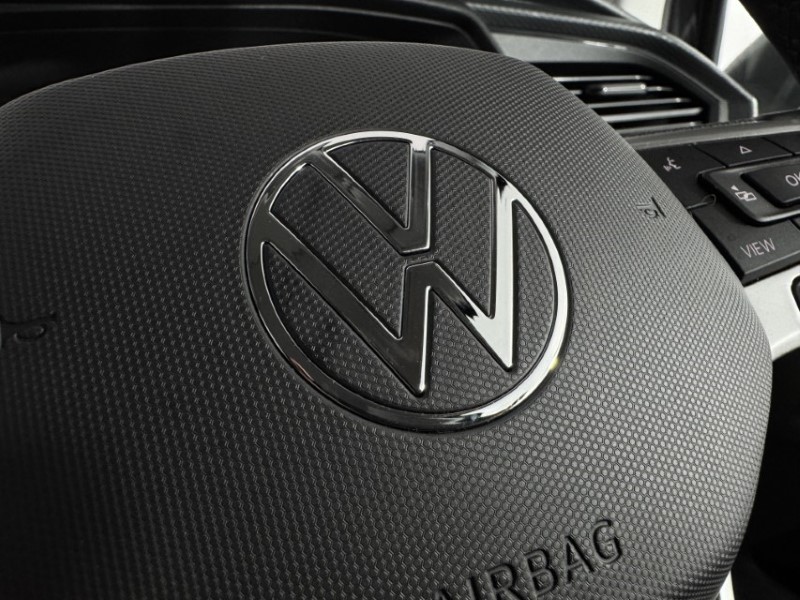 2023 (23) VOLKSWAGEN COMMERCIAL TRANSPORTER 2.0 TDI 150 Highline Van DSG 5035164