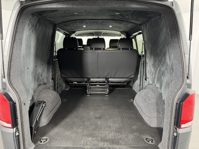 2023 (23) VOLKSWAGEN COMMERCIAL TRANSPORTER 2.0 TDI 150 Highline Van DSG 5035194