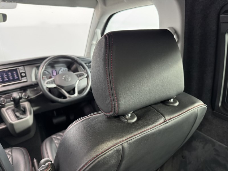 2023 (23) VOLKSWAGEN COMMERCIAL TRANSPORTER 2.0 TDI 150 Highline Van DSG 5035196