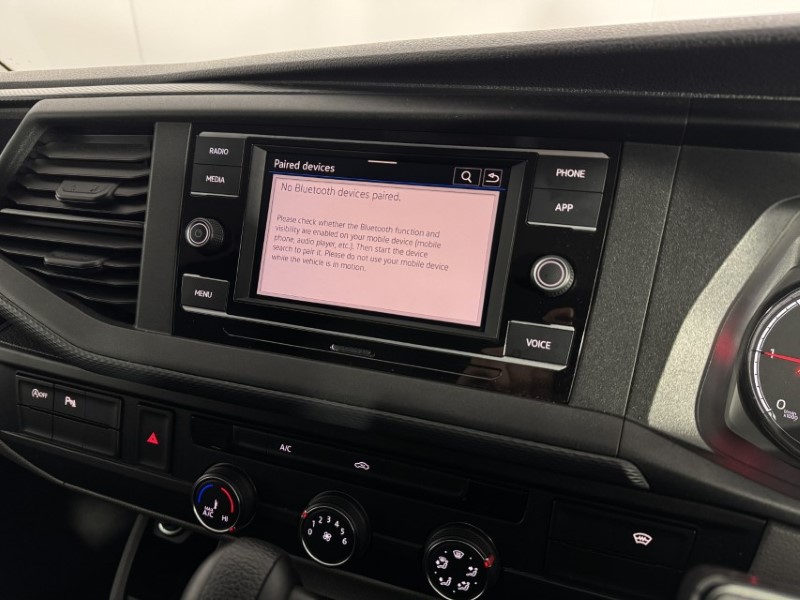 2023 (23) VOLKSWAGEN COMMERCIAL TRANSPORTER 2.0 TDI 150 Highline Van DSG 5035173