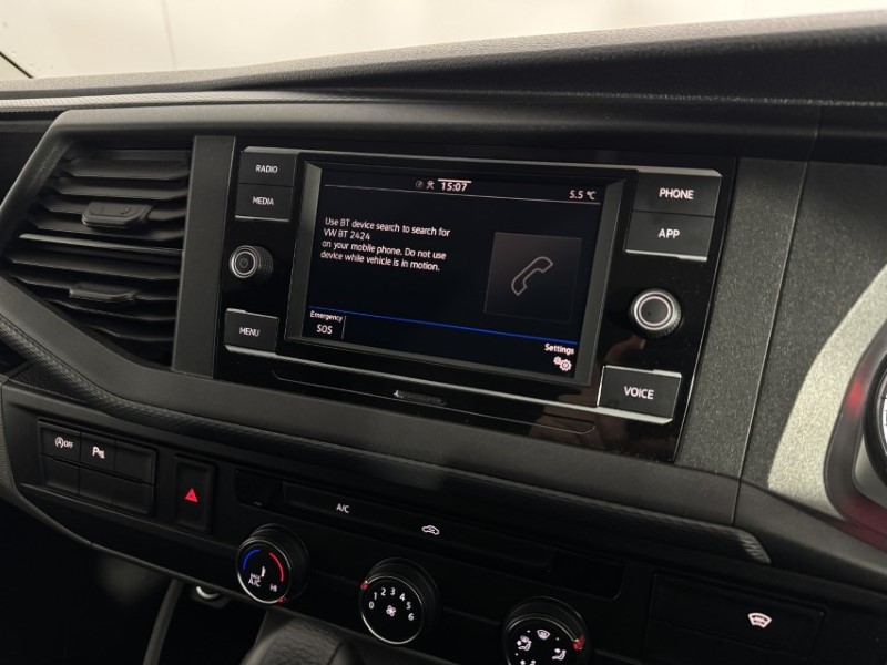 2023 (23) VOLKSWAGEN COMMERCIAL TRANSPORTER 2.0 TDI 150 Highline Van DSG 5035174