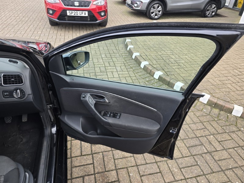 2017 (17) VOLKSWAGEN POLO 1.4 TDI 75 Match Edition 5dr 5058134