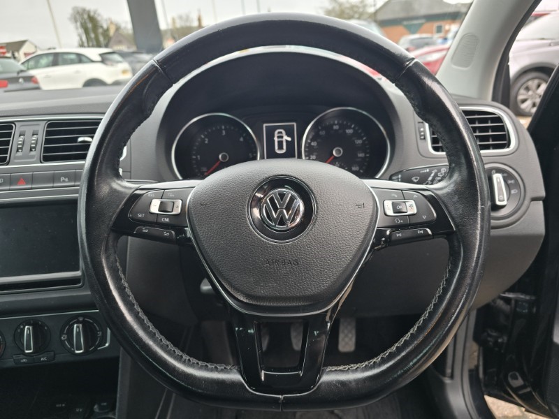 2017 (17) VOLKSWAGEN POLO 1.4 TDI 75 Match Edition 5dr 5058140