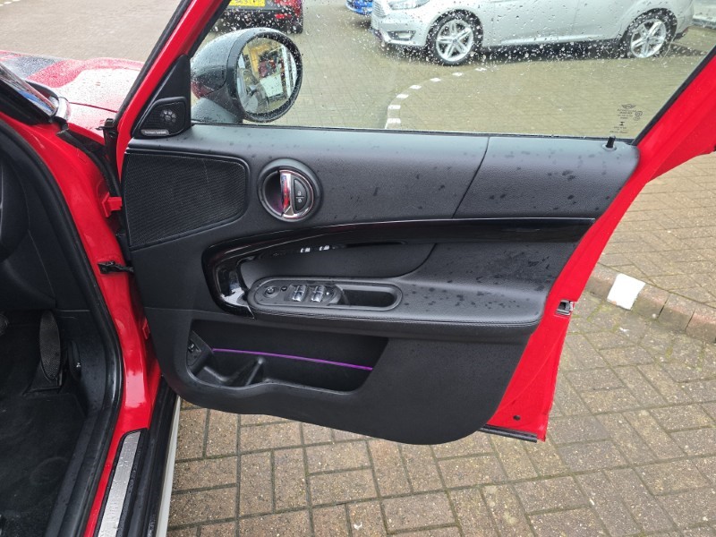 2018 (18) MINI COUNTRYMAN 2.0 Cooper D 5dr Auto 5034850