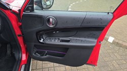 2018 (18) MINI COUNTRYMAN 2.0 Cooper D 5dr Auto 5034850