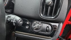 2018 (18) MINI COUNTRYMAN 2.0 Cooper D 5dr Auto 5034857