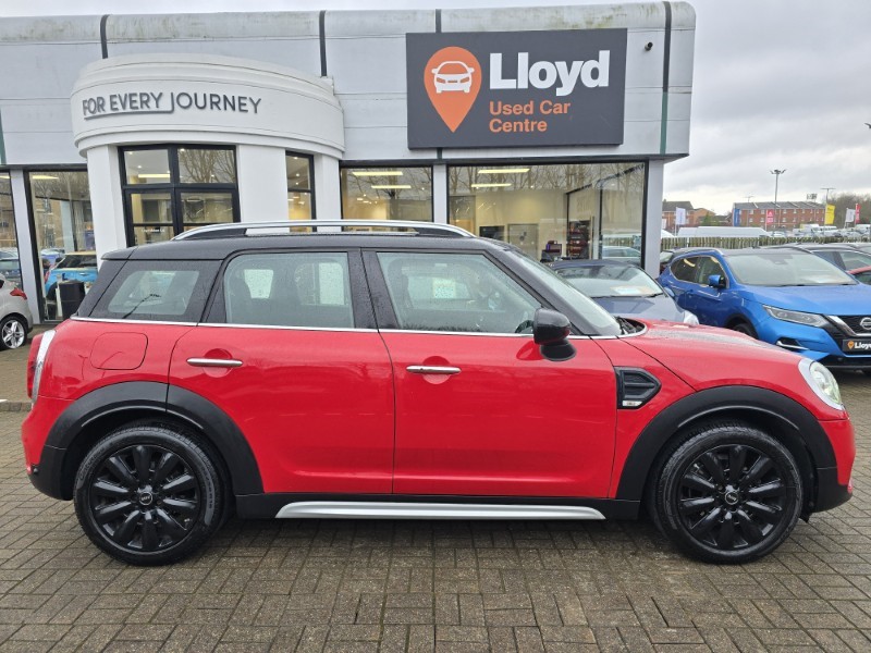 2018 (18) MINI COUNTRYMAN 2.0 Cooper D 5dr Auto 5034818