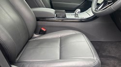 2024 (24) LAND ROVER RANGE ROVER VELAR 2.0 D200 MHEV Dynamic SE 5dr Auto 4640074