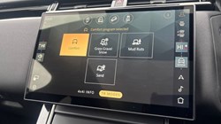 2024 (24) LAND ROVER RANGE ROVER VELAR 2.0 D200 MHEV Dynamic SE 5dr Auto 4640088