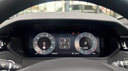 2024 (24) LAND ROVER RANGE ROVER VELAR 2.0 D200 MHEV Dynamic SE 5dr Auto 4640064