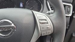 2016 (16) NISSAN QASHQAI 1.2 DiG-T Visia 5dr 5102383