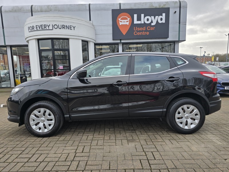 2016 (16) NISSAN QASHQAI 1.2 DiG-T Visia 5dr 5102366