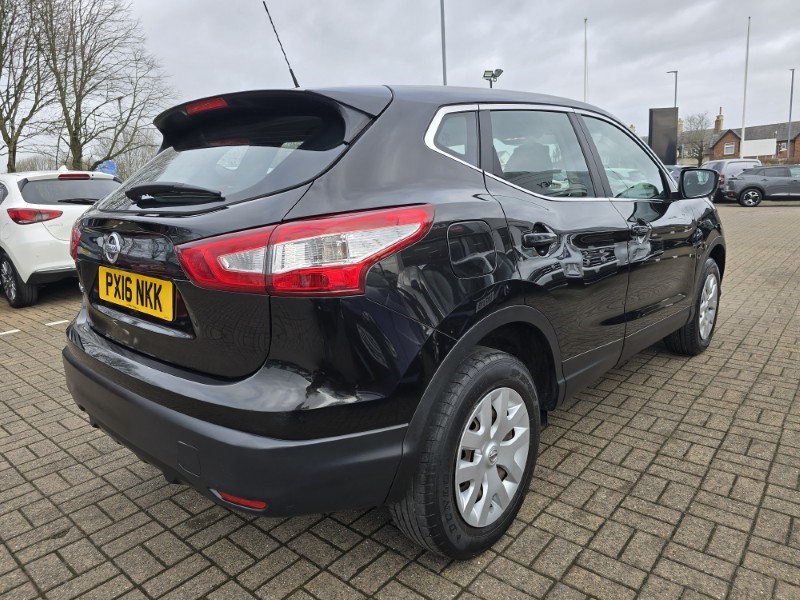 2016 (16) NISSAN QASHQAI 1.2 DiG-T Visia 5dr 5102362