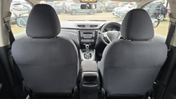 2016 (16) NISSAN QASHQAI 1.2 DiG-T Visia 5dr 5102368