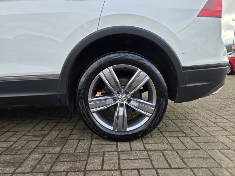 2019 (19) VOLKSWAGEN TIGUAN ALLSPACE 2.0 TDI 4Motion Match 5dr DSG 5058162