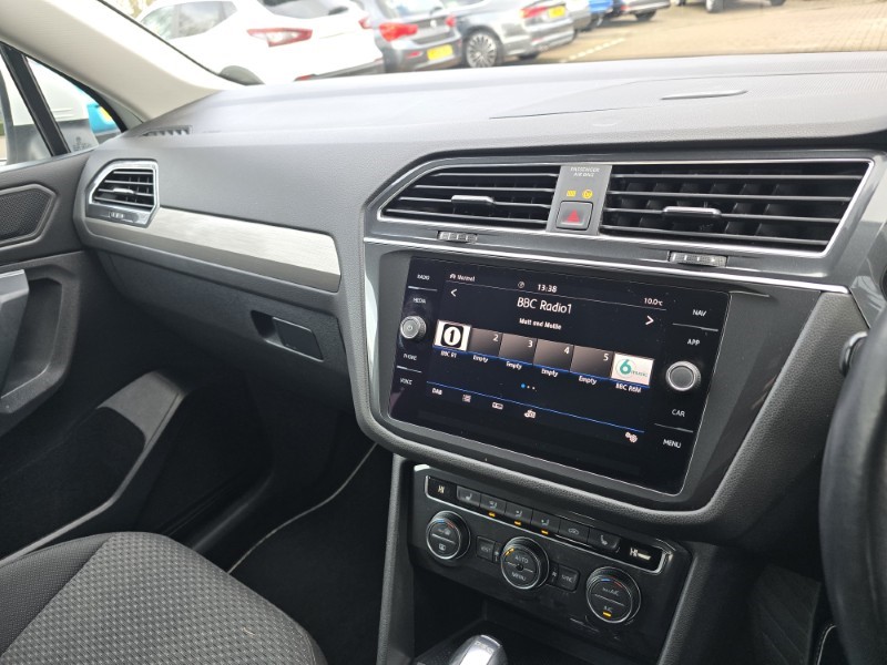 2019 (19) VOLKSWAGEN TIGUAN ALLSPACE 2.0 TDI 4Motion Match 5dr DSG 5058186