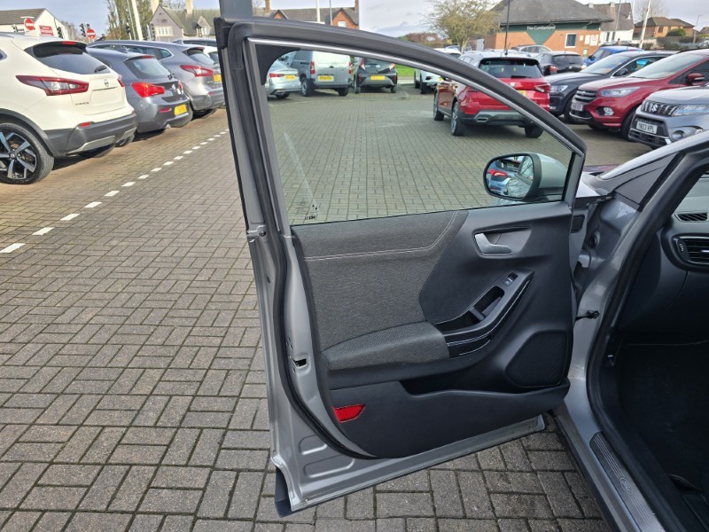 2020 (20) FORD PUMA 1.0 EcoBoost Titanium 5dr 5063219