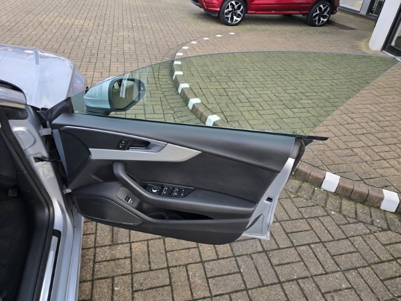 2023 (72) AUDI A5 35 TFSI Sport 5dr S Tronic 5047120