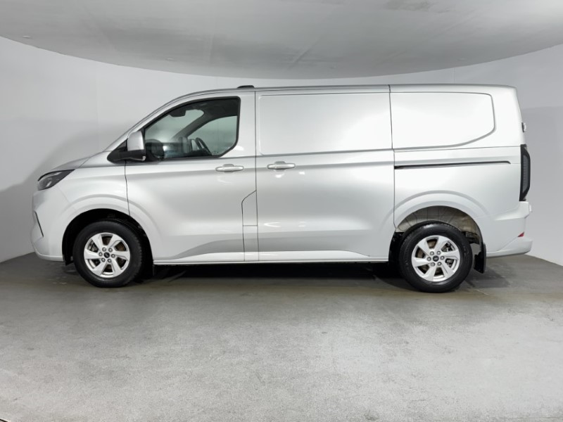 2024 (24) FORD COMMERCIAL TRANSIT CUSTOM 2.0 EcoBlue 136ps H1 Van Limited 5047591