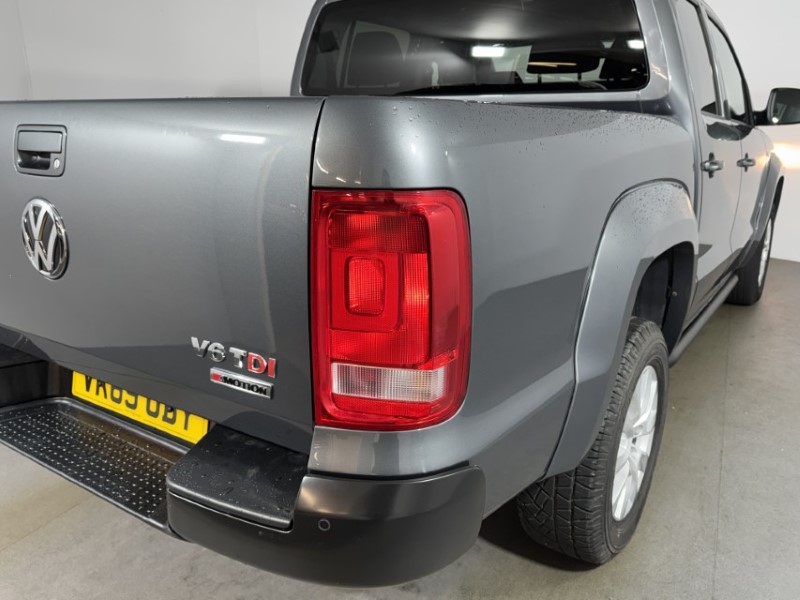 2019 (69) VOLKSWAGEN COMMERCIAL AMAROK D/Cab Pick Up Trendline 3.0 V6 TDI 204 BMT 4M Auto 5067771