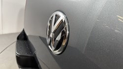 2019 (69) VOLKSWAGEN COMMERCIAL AMAROK D/Cab Pick Up Trendline 3.0 V6 TDI 204 BMT 4M Auto 5067768