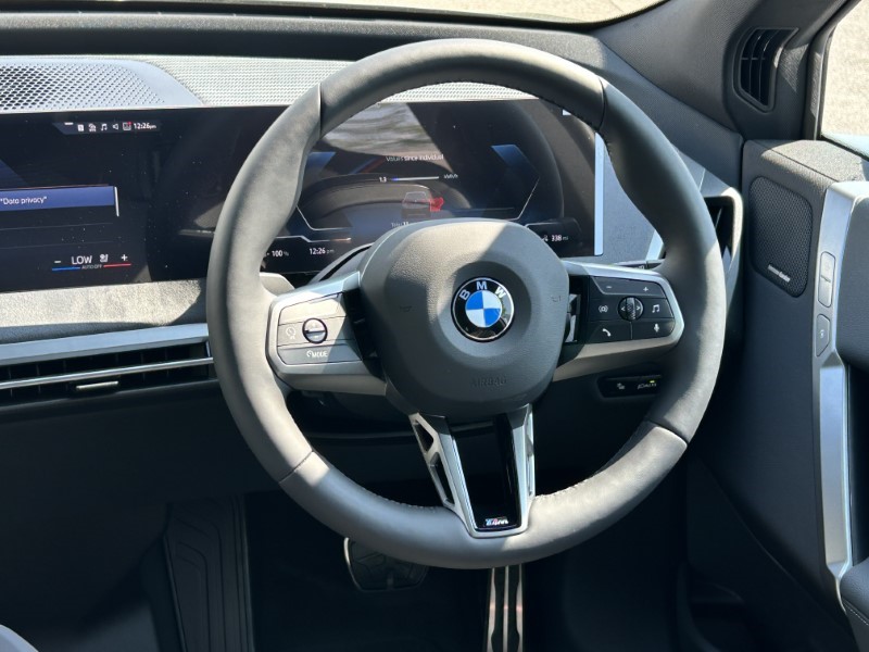 2025 (25) BMW iX 300kW xDrive45 M Sport 101kWh 5dr Auto [Skylounge] 4152016