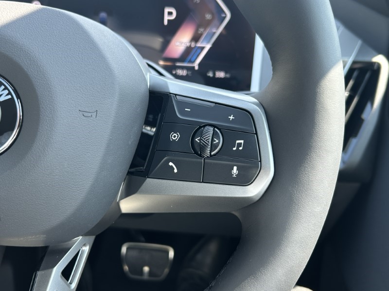 2025 (25) BMW iX 300kW xDrive45 M Sport 101kWh 5dr Auto [Skylounge] 4152006