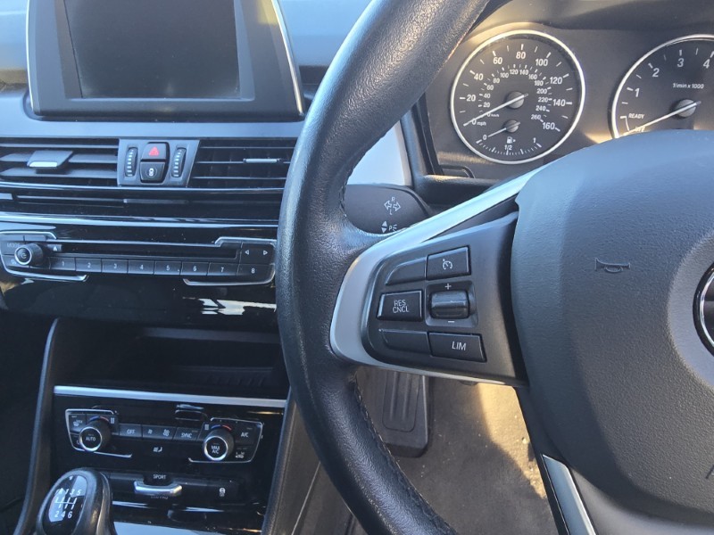 2017 (17) BMW 2 SERIES 218i SE 5dr 5063657