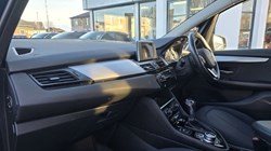 2017 (17) BMW 2 SERIES 218i SE 5dr 5063651