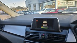 2017 (17) BMW 2 SERIES 218i SE 5dr 5063635