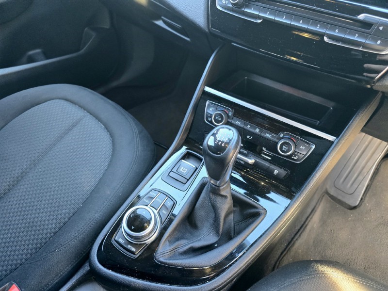 2017 (17) BMW 2 SERIES 218i SE 5dr 5063655