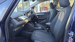 2017 (17) BMW 2 SERIES 218i SE 5dr 5063653