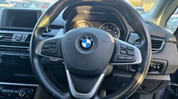 2017 (17) BMW 2 SERIES 218i SE 5dr 5063658
