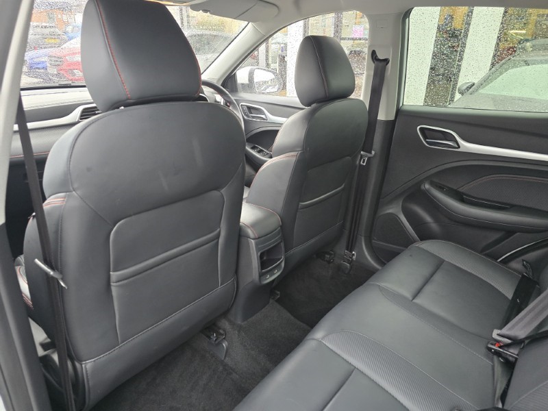 2024 (24) MG MOTOR UK ZS 1.5 VTi-TECH Exclusive 5dr 5066768