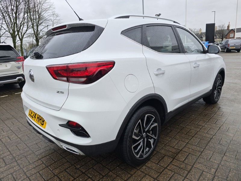 2024 (24) MG MOTOR UK ZS 1.5 VTi-TECH Exclusive 5dr 5066761
