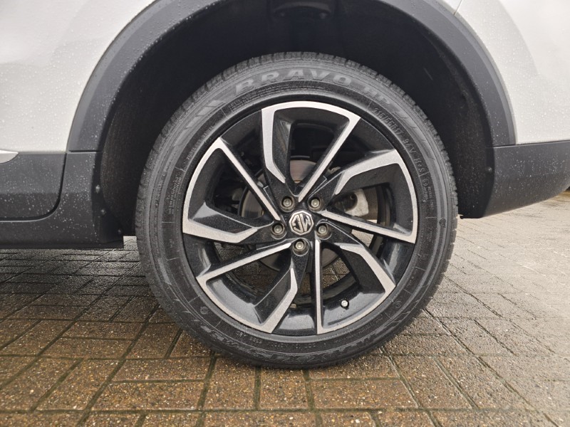 2024 (24) MG MOTOR UK ZS 1.5 VTi-TECH Exclusive 5dr 5066765