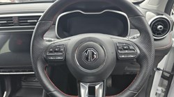 2024 (24) MG MOTOR UK ZS 1.5 VTi-TECH Exclusive 5dr 5066781